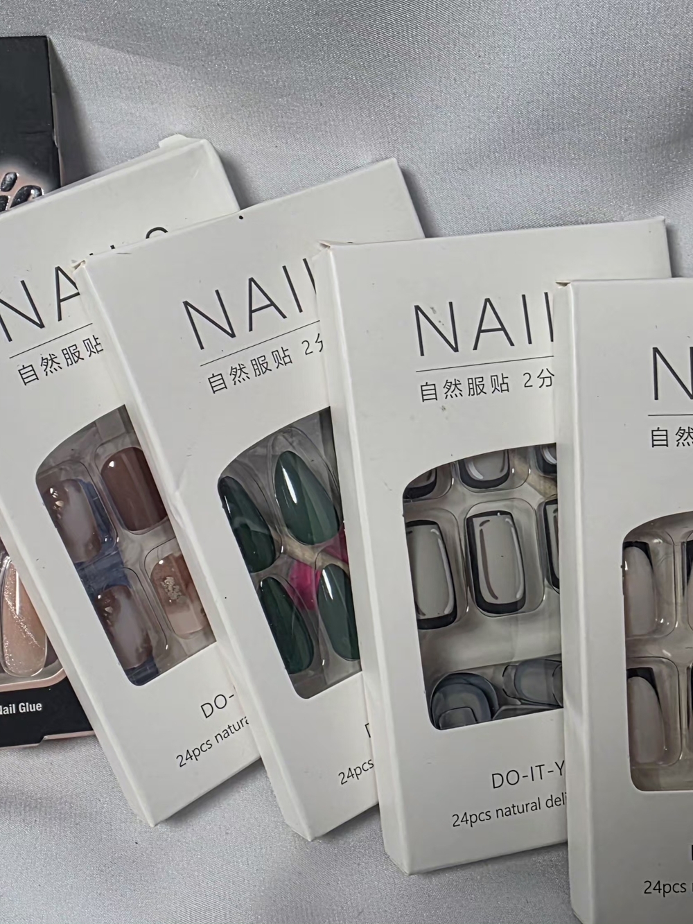 Press-On Nails Set - Assorted Colors (5 packs)